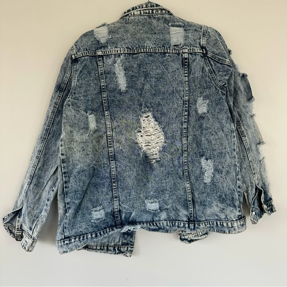 Fantastic Fawn Distressed Denim Jacket Size Large
